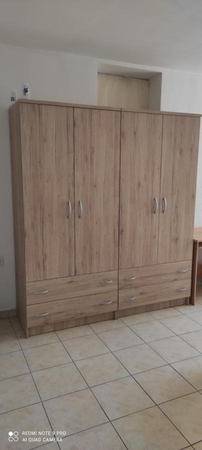 Apartment For Holidays In Πούλα Εξωτερικό φωτογραφία