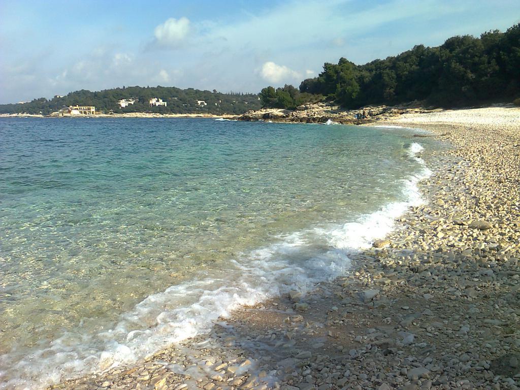 Apartment For Holidays In Πούλα Δωμάτιο φωτογραφία