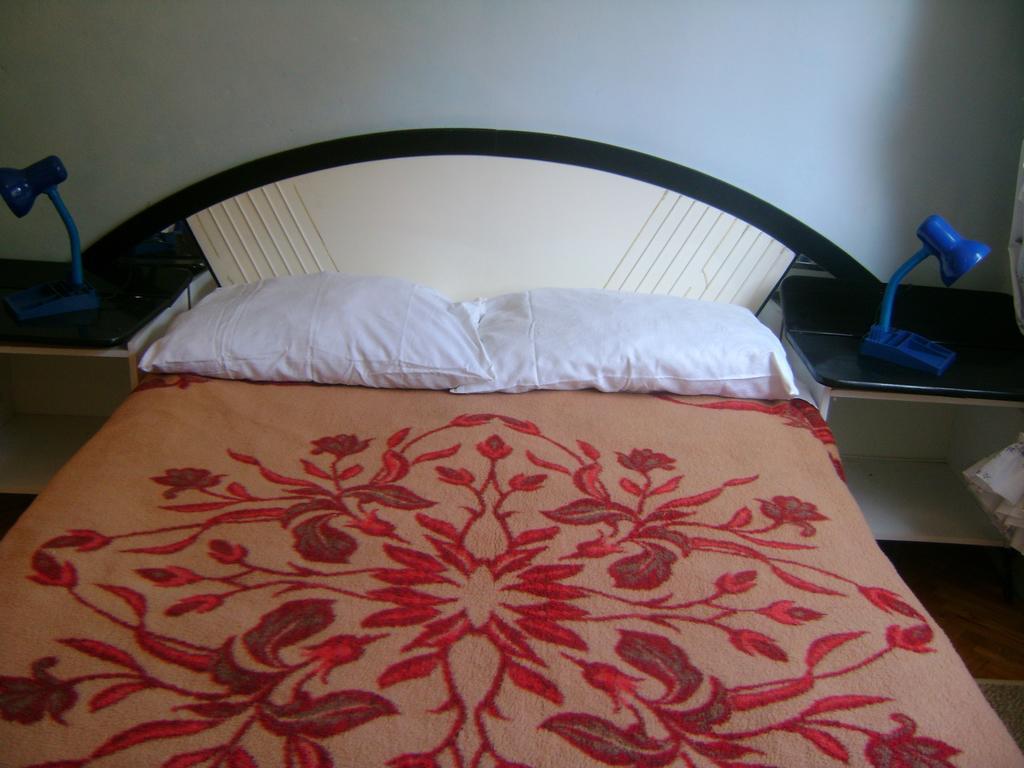 Apartment For Holidays In Πούλα Δωμάτιο φωτογραφία