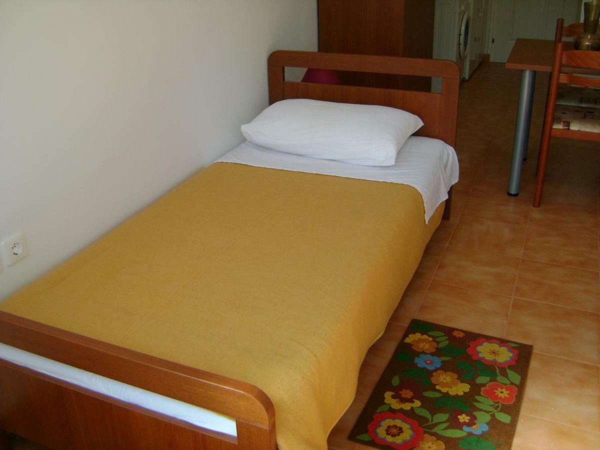 Apartment For Holidays In Πούλα Δωμάτιο φωτογραφία